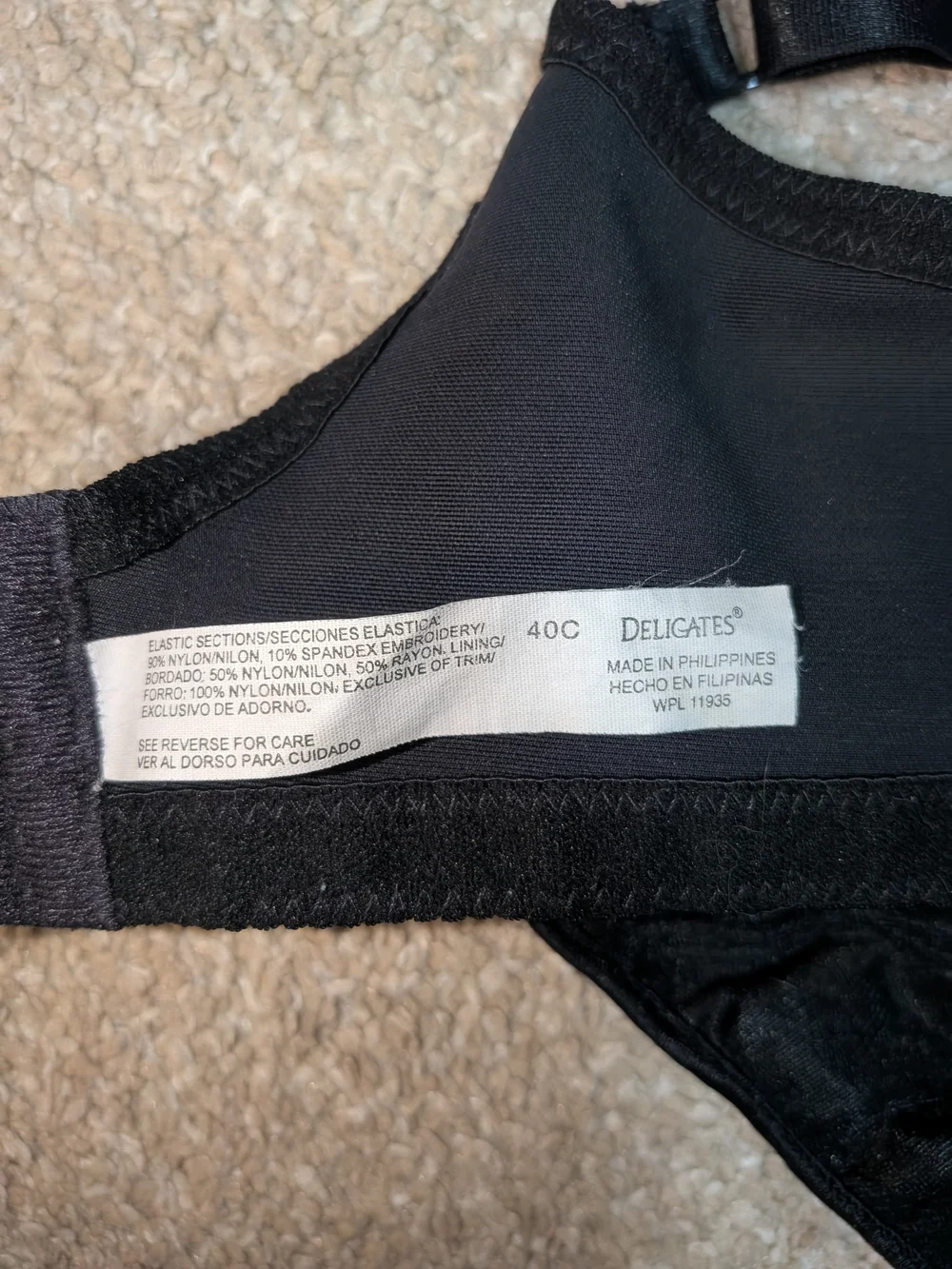 Delicates Black Lace Underwire Bra — Women’s Intimates